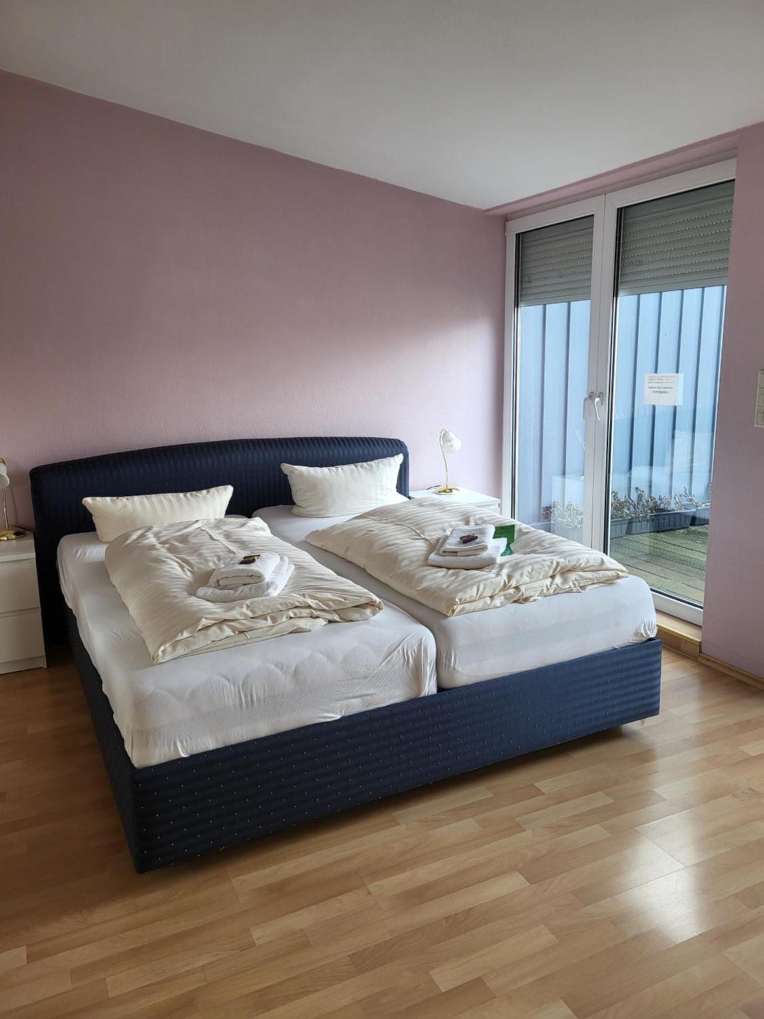 Hotel Am Holzhafen 슈타데 외부 사진